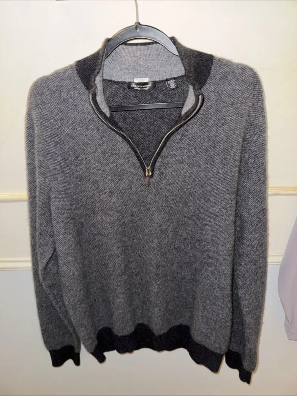 Saks Fifth Ave 100% PURE CASHMERE Dark Gray  HALF-ZIP MOCK - XL Sweater Soft A+